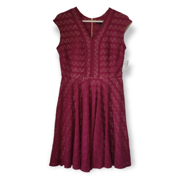 NWT Roz&Ali Dressbarn Dress Size 8 Maroon Burgundy Wine Red with Cream Lining - Picture 2 of 10
